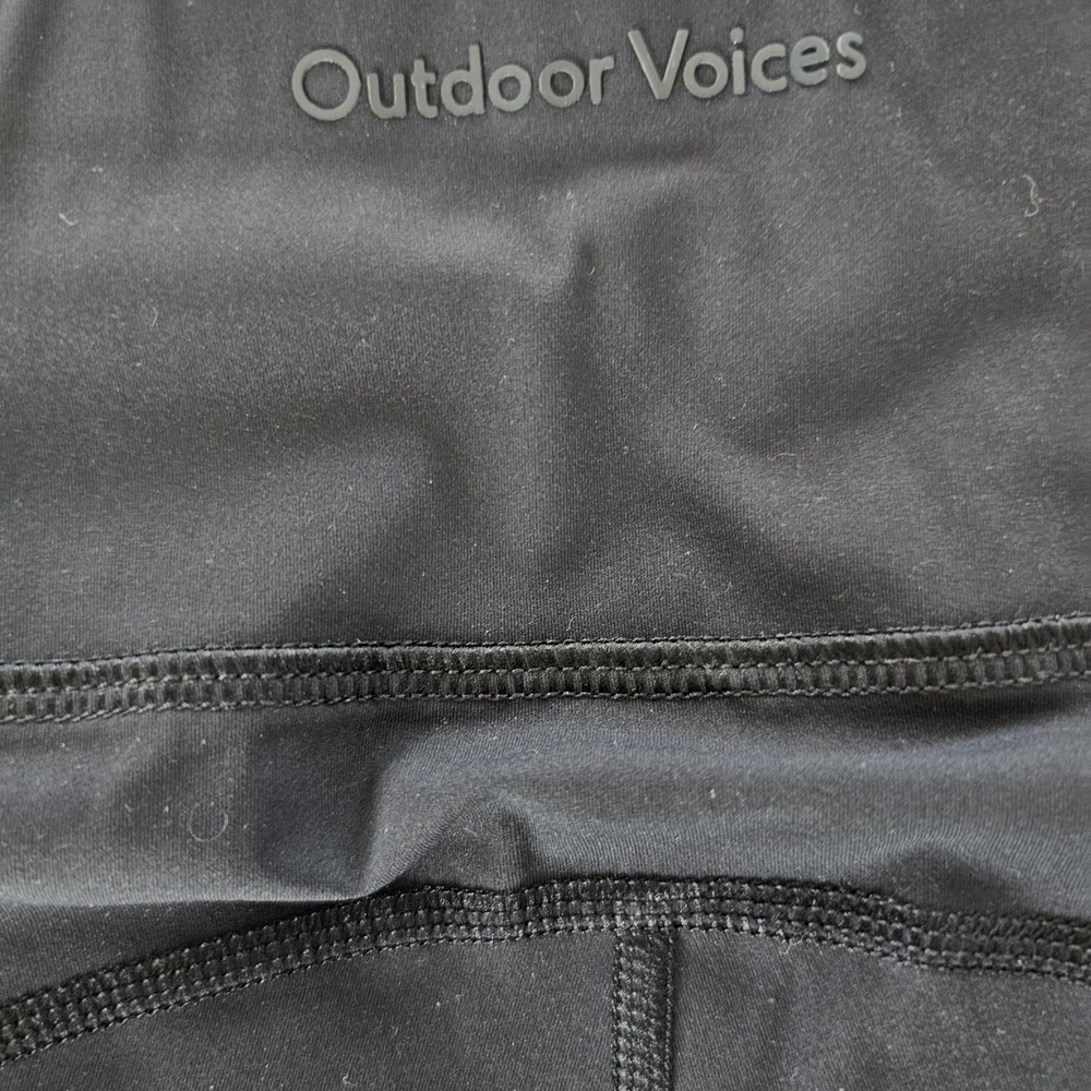 Outdoor Voices Women's Dark Athletic Shorts XXS - Picture 2 of 3